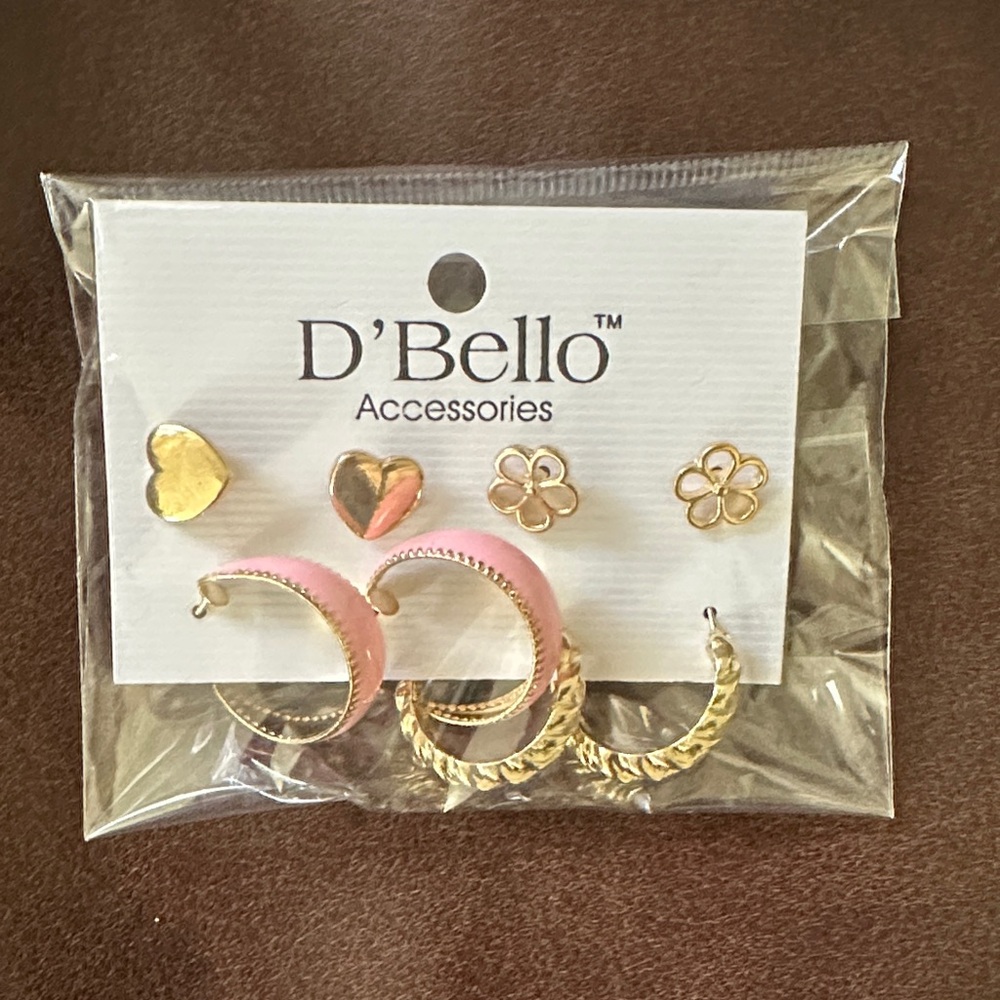 🌞 3/$20 NWT  D’Bello Accessories Set of 4 Pierced Earrings